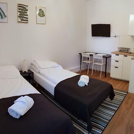 Apartamenty Metro Targowek وارسو المظهر الخارجي الصورة